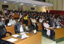Burundi : Le parlement discute du génocide et la venue des troupes de l’UA