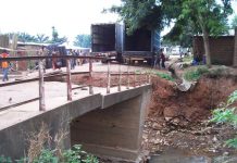 Pont Muguruka, un mois après sa destruction