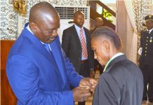 RDC : Joseph Kabila décore les Léopards sacrés champion au chan 2016