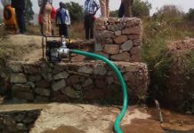 Ruyigi: Remise des motopompes d’irrigation aux agriculteurs producteurs de semences en commune Gisuru.