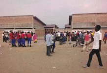 Marché de Kinama : Des commerçants dénoncent les irrégularités dans l’attribution des stands