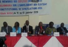 L’enrôlement des élécteurs à double vision