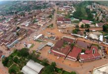 Le Burundi face à deux capitales