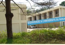 Les étudiants de l’UB et de l’ENS engagés contre le retour dans les auditoires