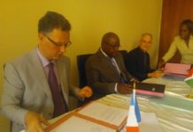 La France accorde 3 millions d’Euro au Burundi pour l’appui aux microfinances