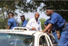La police interrompt la marche de Rufyiri et l’ « accompagne » à la maison