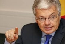 2015 : Le Belgique a les yeux regardant